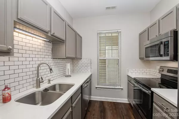 18710 Oakhurst BLVD #1H, Cornelius, NC 28031