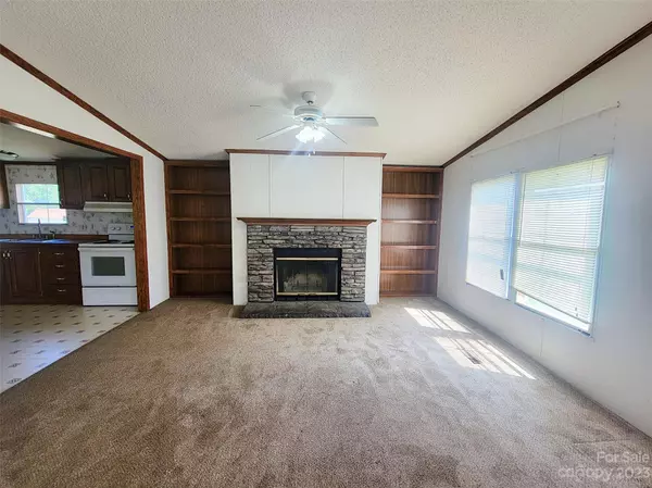 Statesville, NC 28677,114 Clove LN