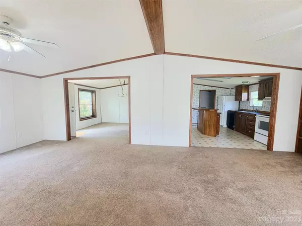 Statesville, NC 28677,114 Clove LN
