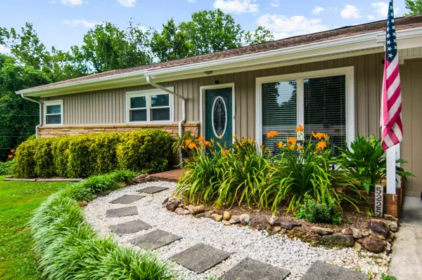 5225 Northview DR,  Hickory,  NC 28601