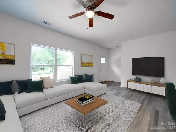 Lexington, NC 27292,151-153 Harrington AVE