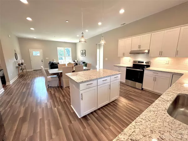 Vale, NC 28168,2434 Green Valley CT