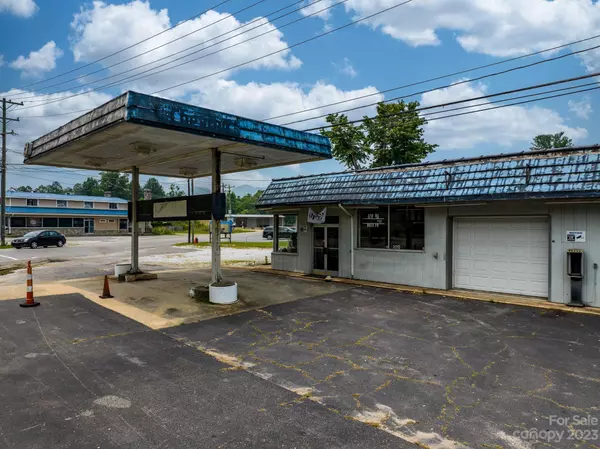 Marion, NC 28752,2012 US 70 HWY W
