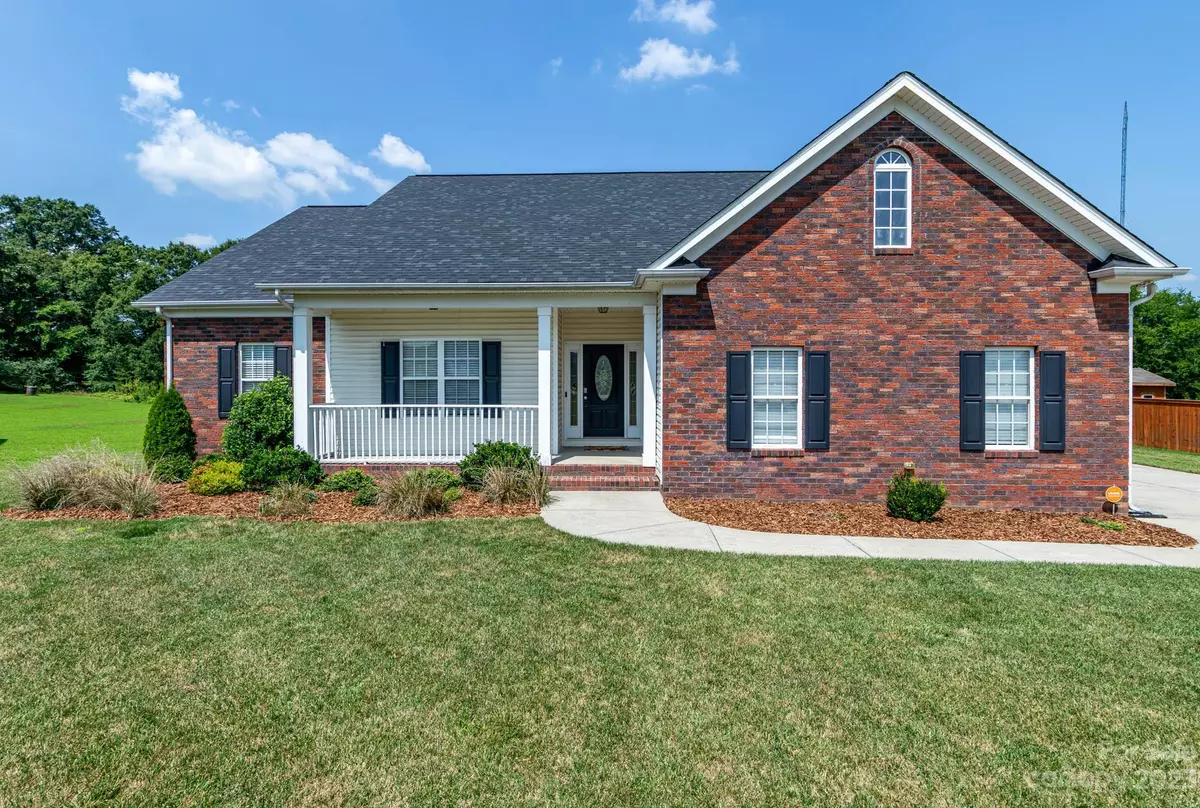 Monroe, NC 28110,2707 Falling Leaf CT