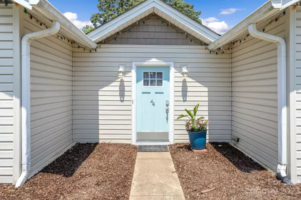 Belmont, NC 28012,44 Court ST