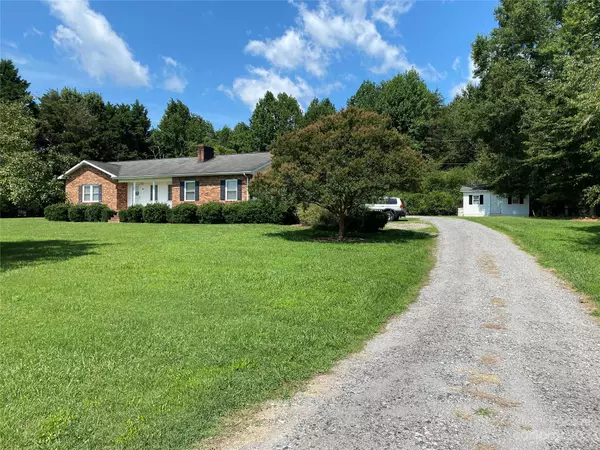 Hiddenite, NC 28636,91 Riverside Farm LN