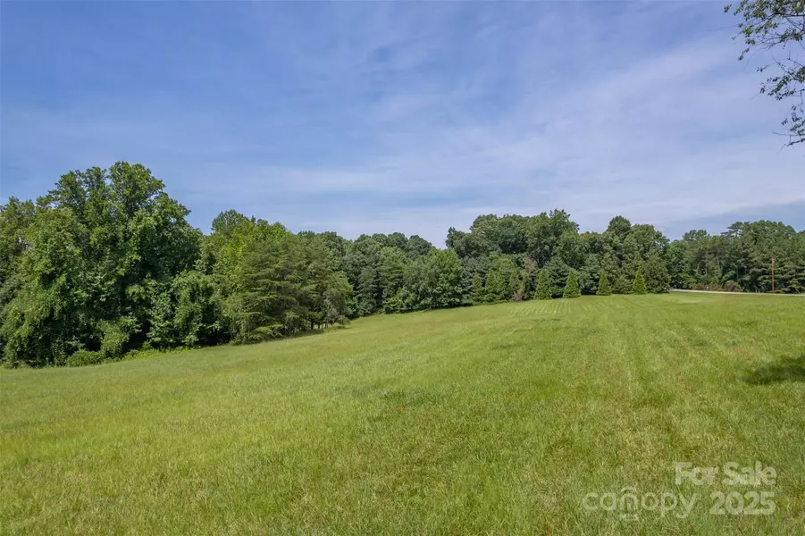 00 Jackson Grove RD, Columbus, NC 28722