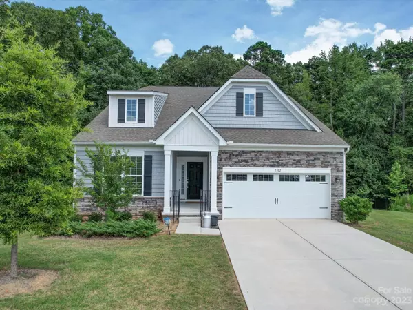 2102 Abundance LN, Waxhaw, NC 28173