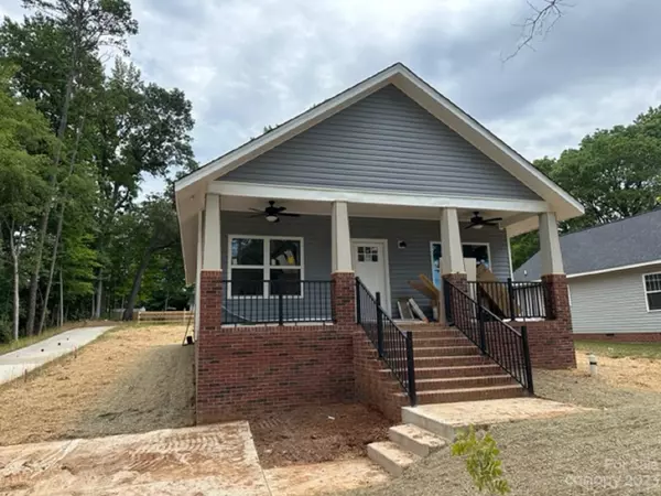 107-B Wayne AVE, Kannapolis, NC 28081