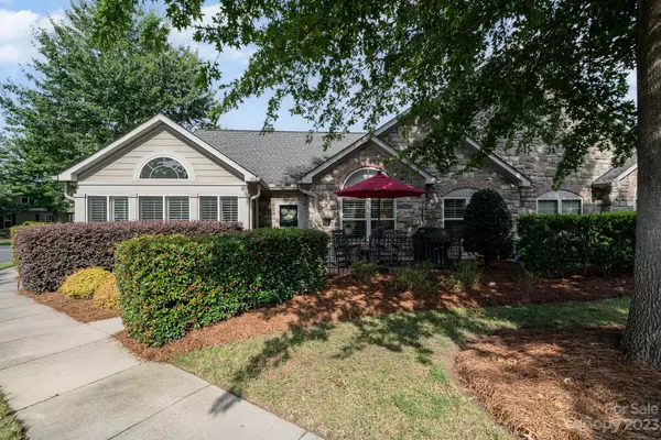 Tega Cay, SC 29708,757 Ledgestone CT