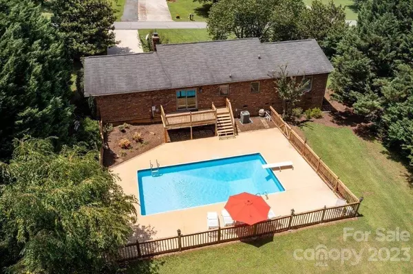 Conover, NC 28613,1342 31st Street PL NE