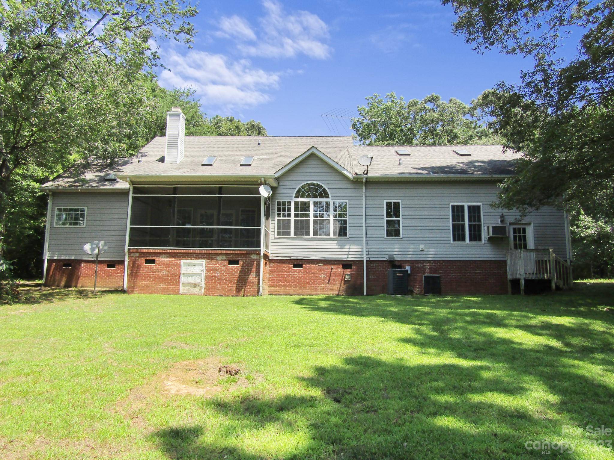Sherrills Ford, NC 28673,1777 Richwood RD