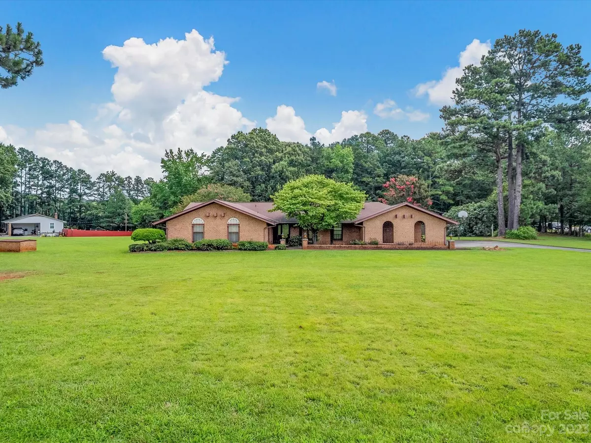 Matthews, NC 28105,13101 Phillips RD