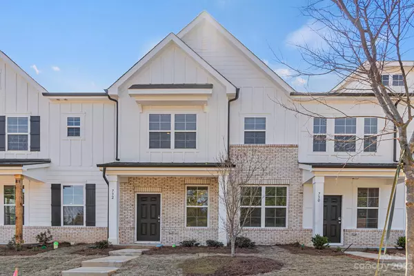 1949 Plath Top RD #27, Rock Hill, SC 29732