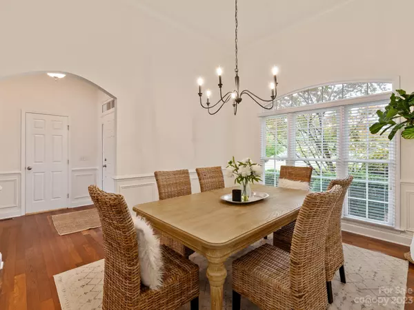 Harrisburg, NC 28075,7046 Bovine LN