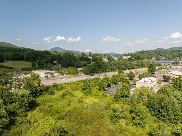 Waynesville, NC 28786,000 Jule Noland DR