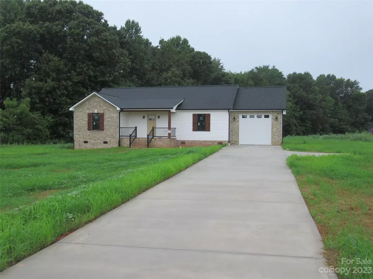 Vale, NC 28168,271 Northbrook III School RD