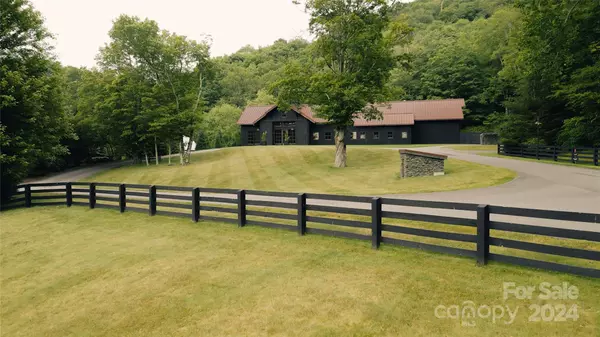 Banner Elk, NC 28604,00 Dobbin RD