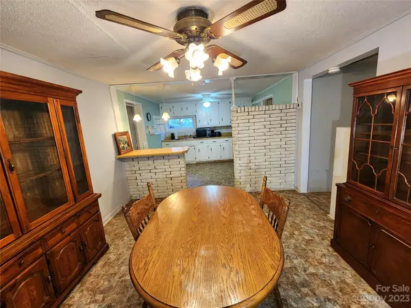 Vale, NC 28168,6806 Lackey RD