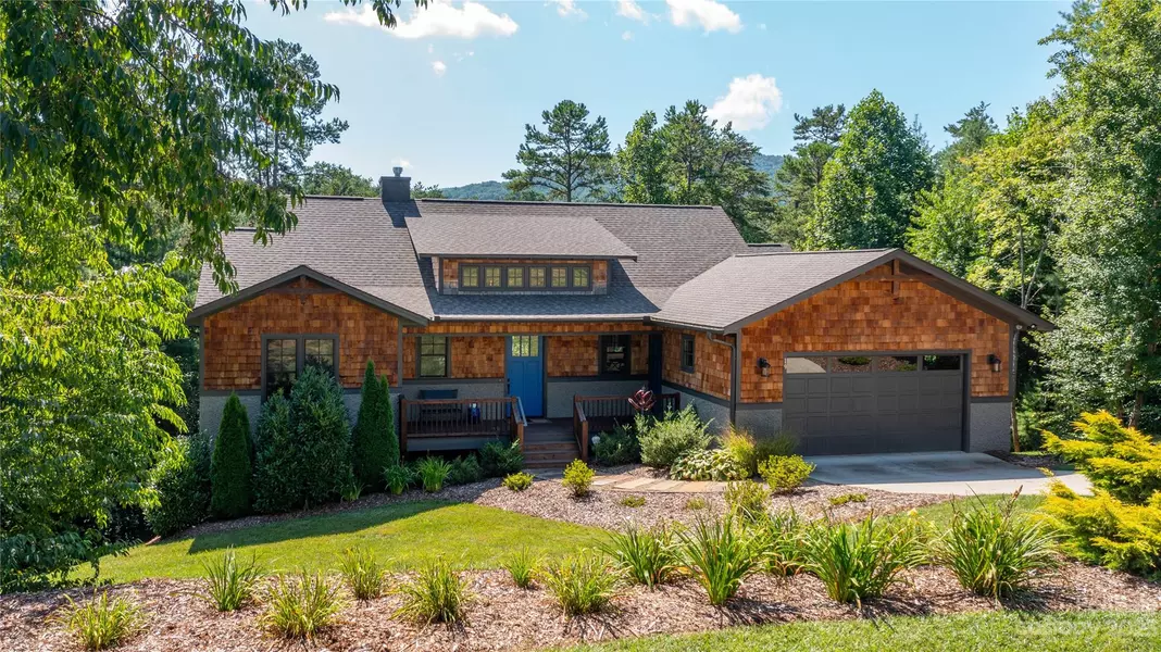 19 Fairway View DR, Weaverville, NC 28787