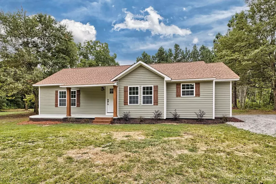 5206 Sandy LN, Kershaw, SC 29067