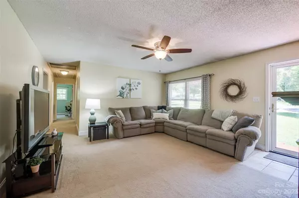 York, SC 29745,3880 Press Wallace DR