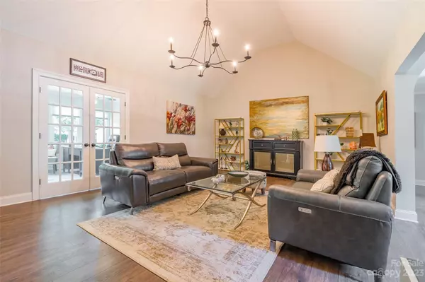 Rock Hill, SC 29732,1161 Candlelight DR