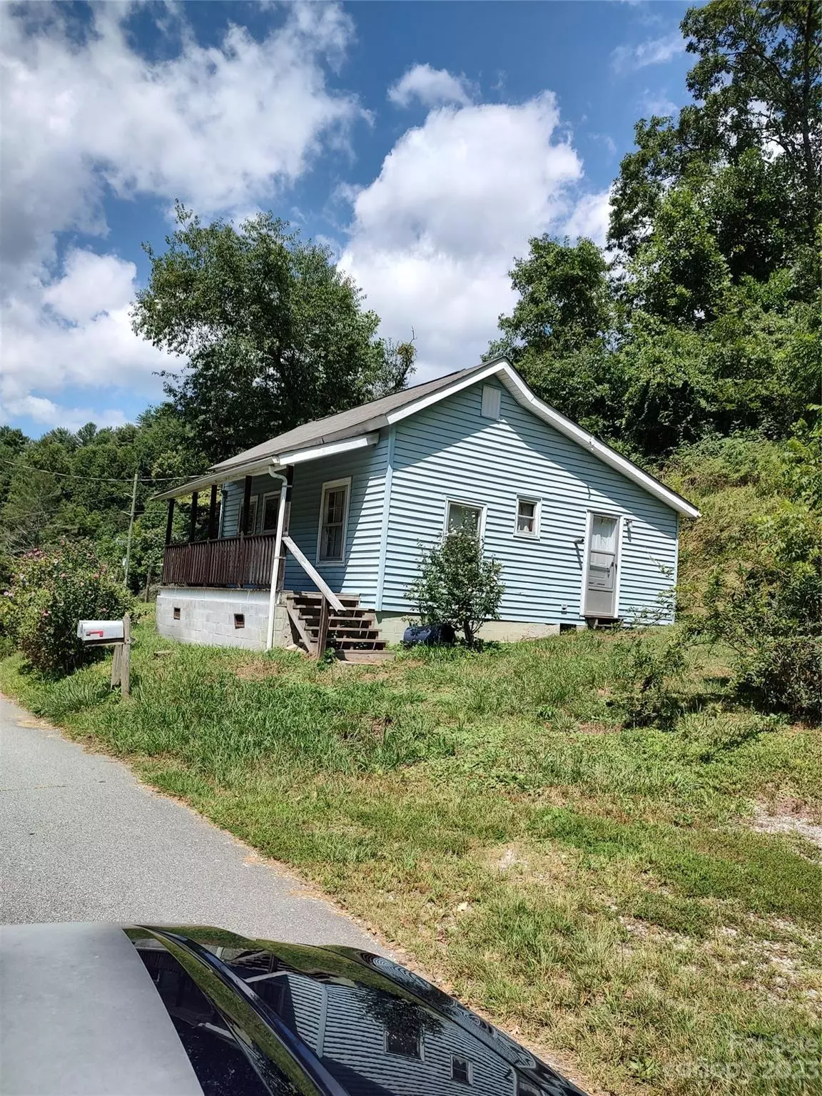 Rosman, NC 28772,133 New Town RD