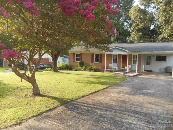 Kannapolis, NC 28083,408 Hyde ST