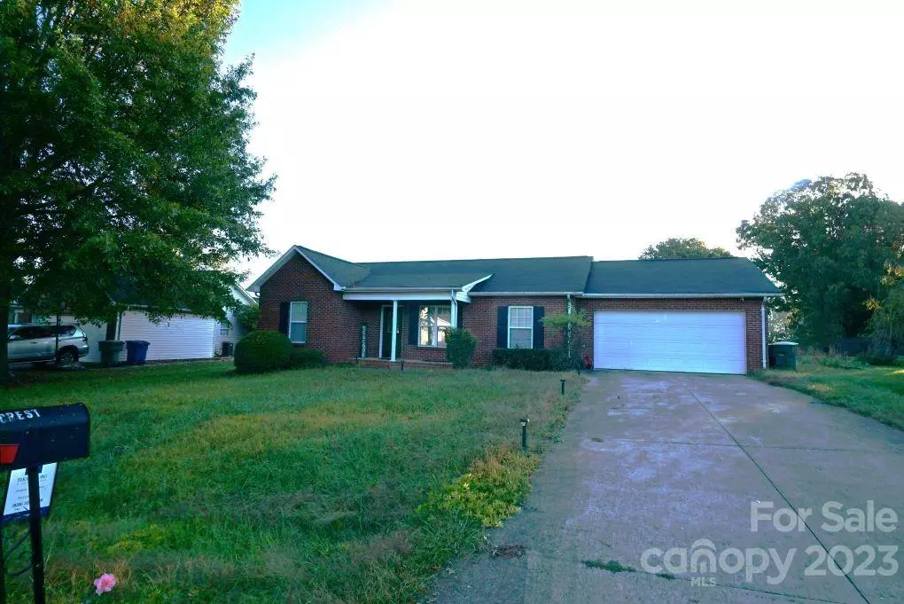 Conover, NC 28613,711 Gemcrest DR NE