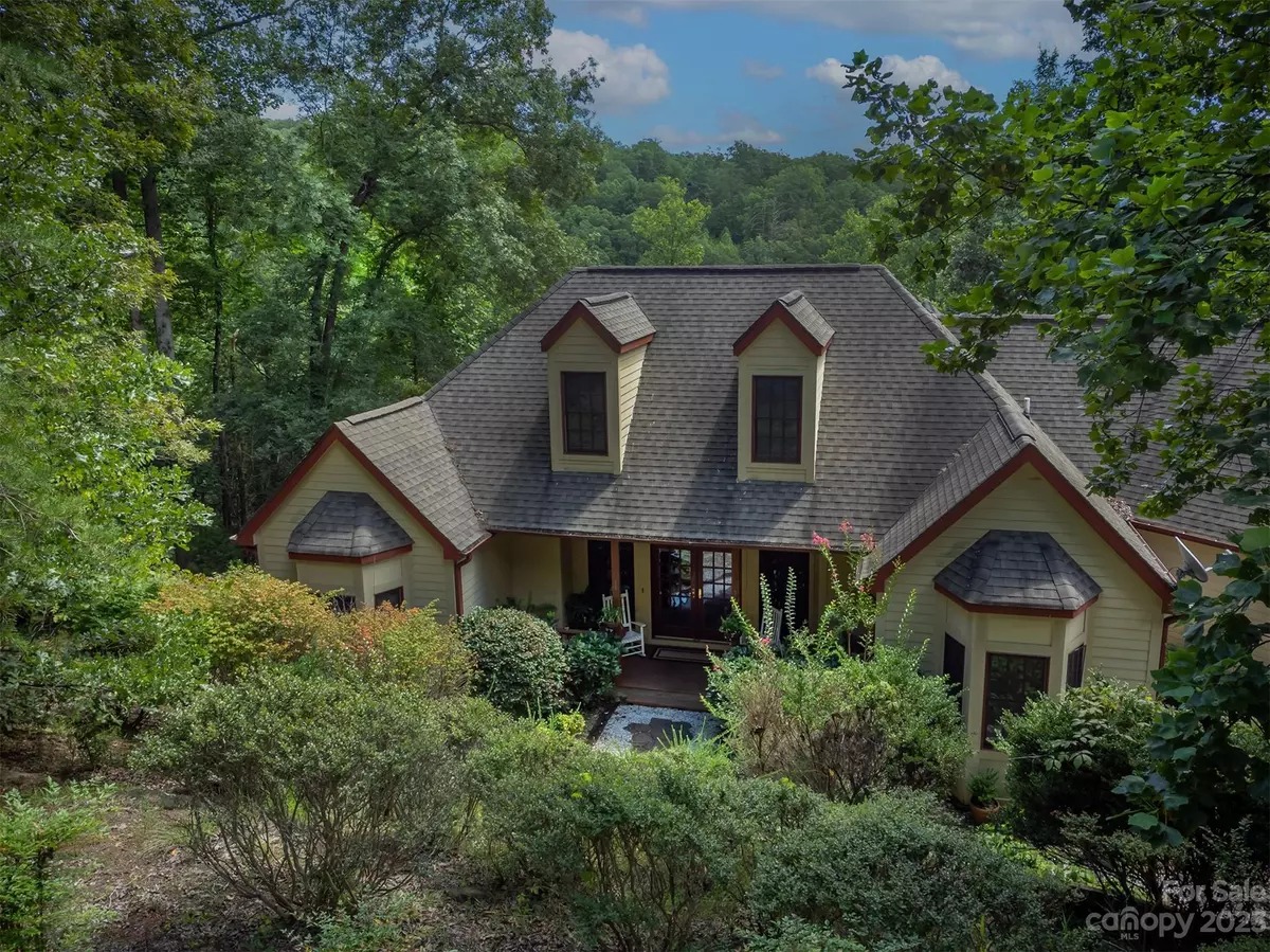 Lake Lure, NC 28746,187 Yates LN