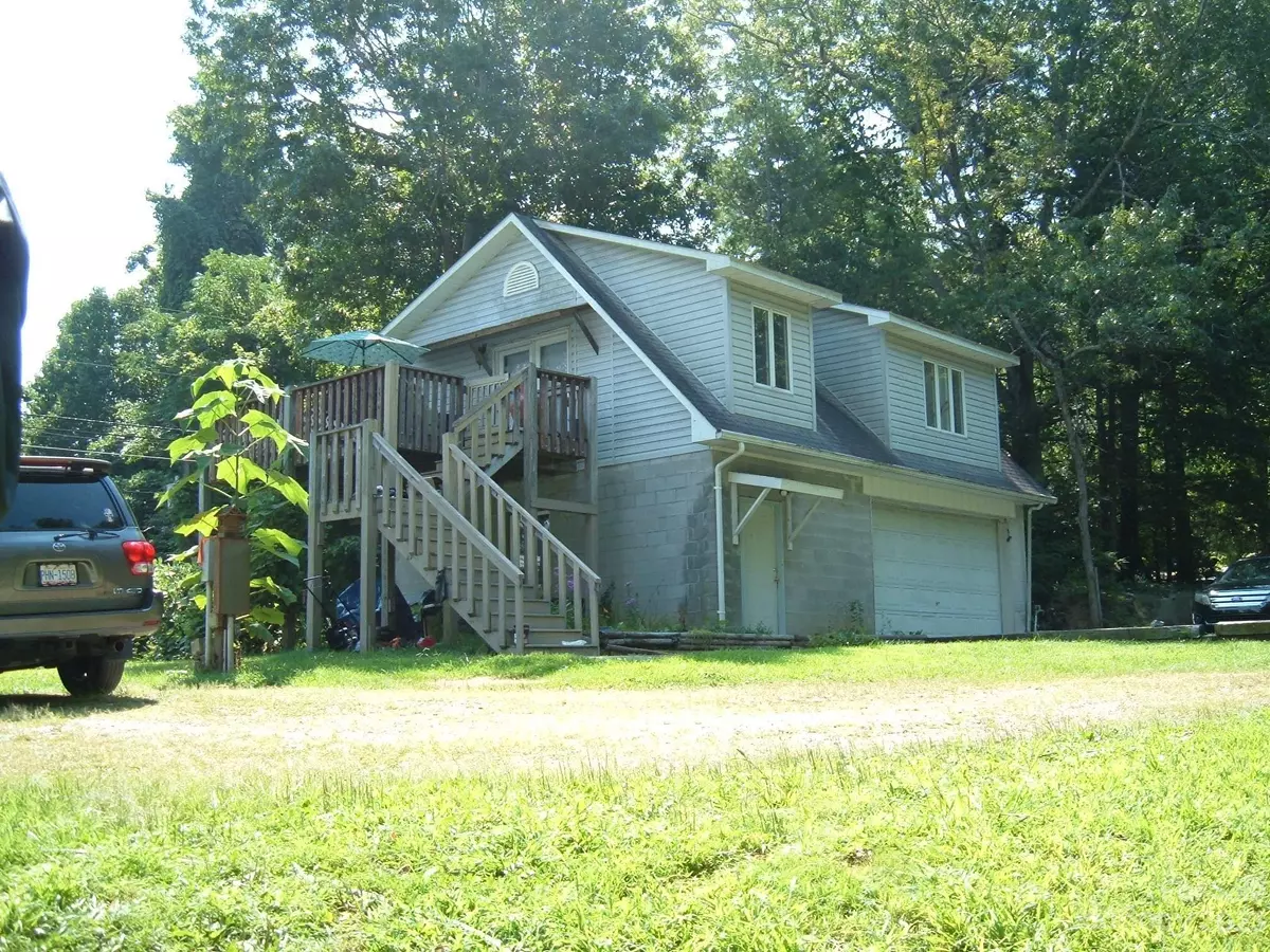 Fletcher, NC 28732,875 Hutch Mountain RD