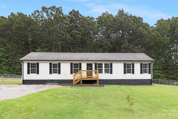 149 Desiree DR, Statesville, NC 28677