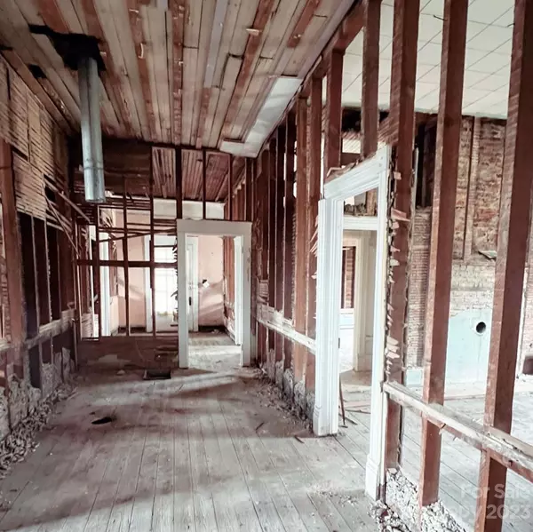 Rock Hill, SC 29730,304 S Confederate AVE