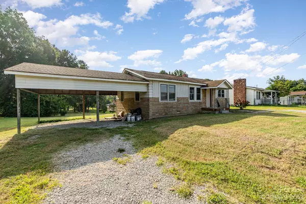 Kannapolis, NC 28081,516 Spring Garden AVE