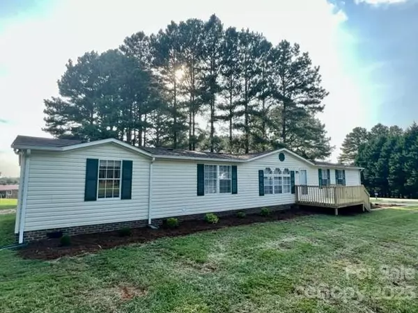 Conover, NC 28613,4333 Canova Forest DR