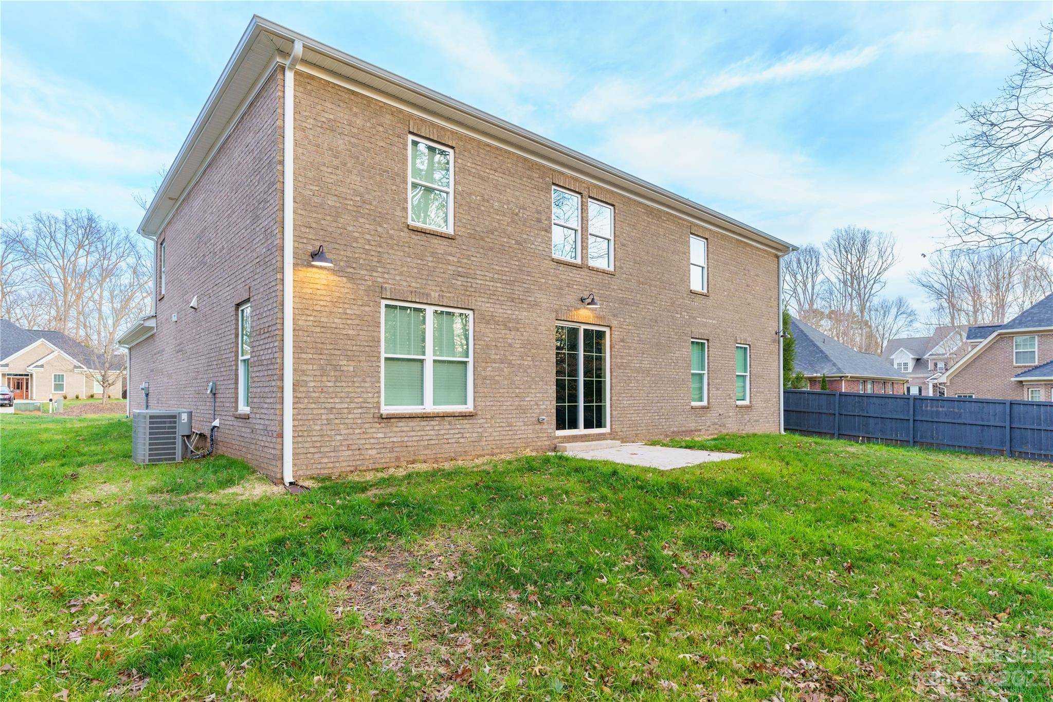 Charlotte, NC 28216,5811 Linden Ridge LN #16