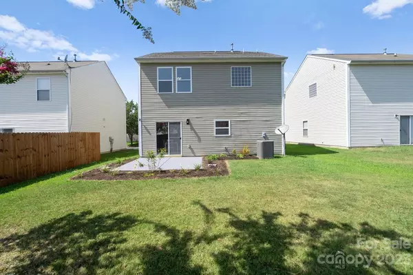 Charlotte, NC 28216,9018 Newfield ST