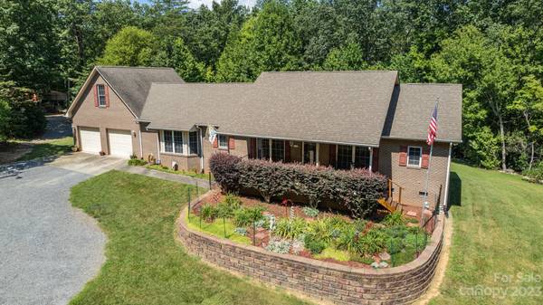 130 Pine Cone LN, Kings Mountain, NC 28086