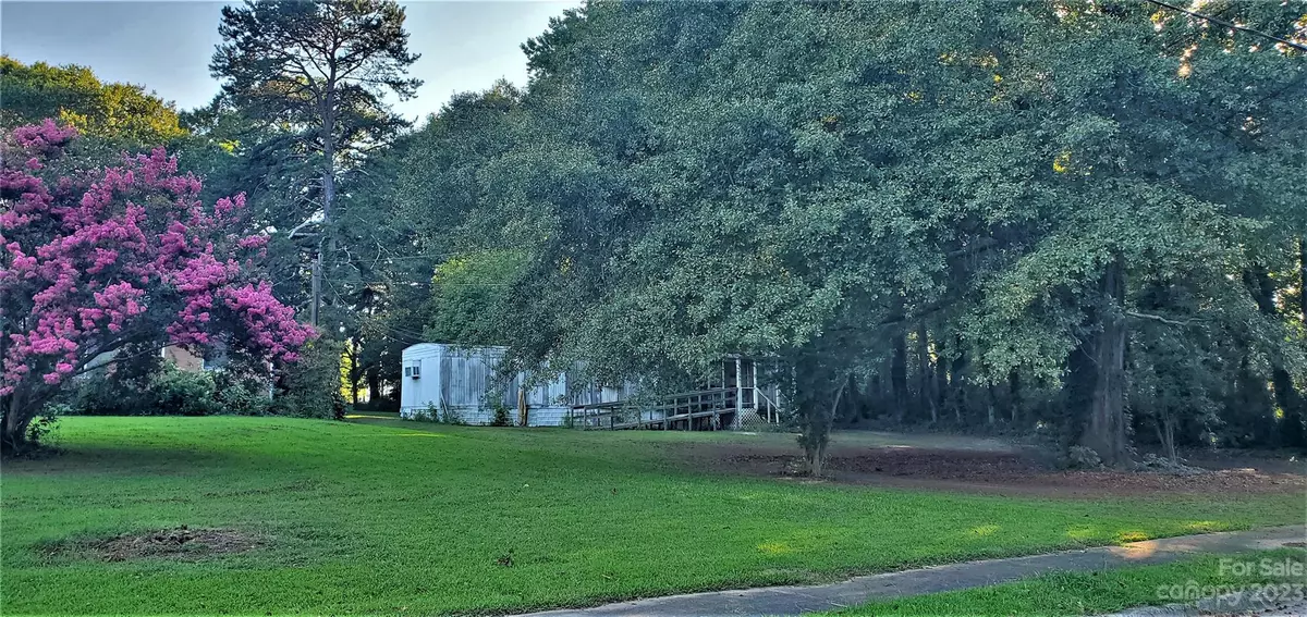 Clover, SC 29710,200 Long ST