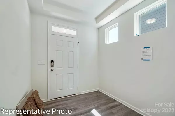 Harrisburg, NC 28075,4033 Red Gate AVE #16