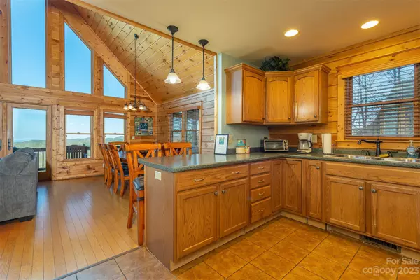 Mars Hill, NC 28754,59 Valley HTS