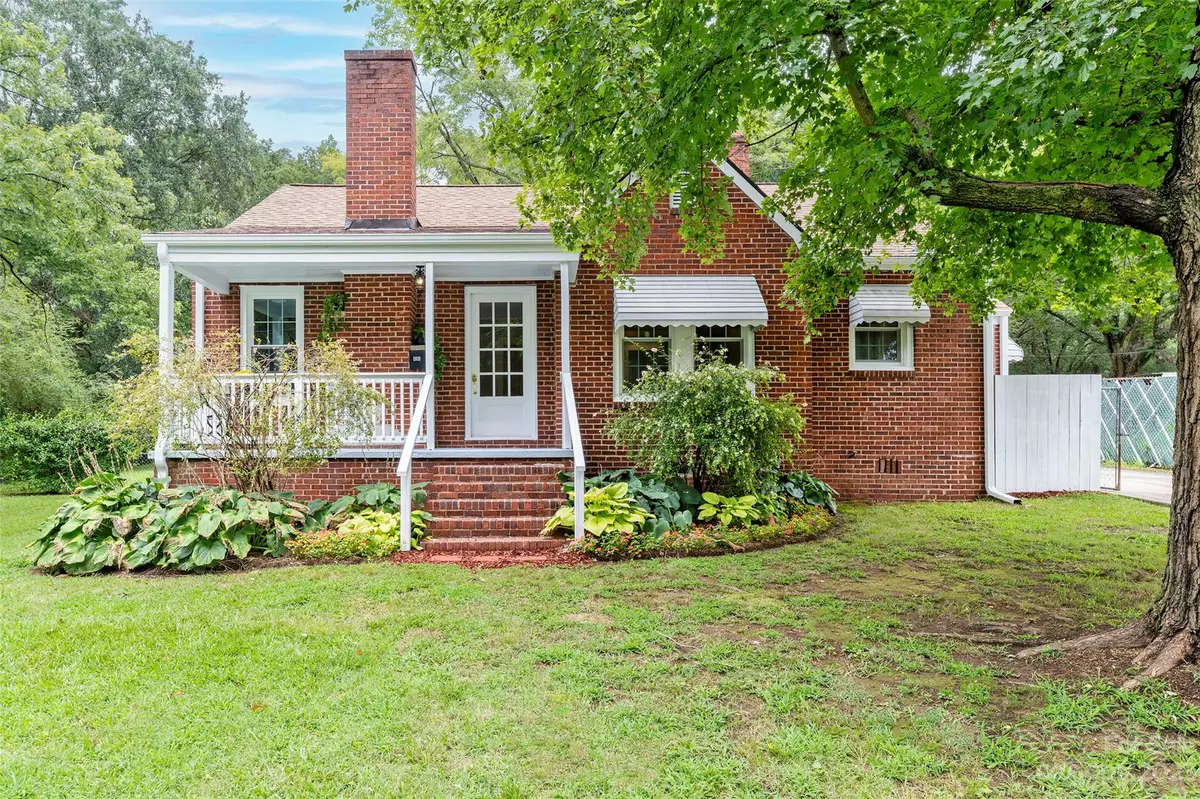 Salisbury, NC 28144,404 14th ST