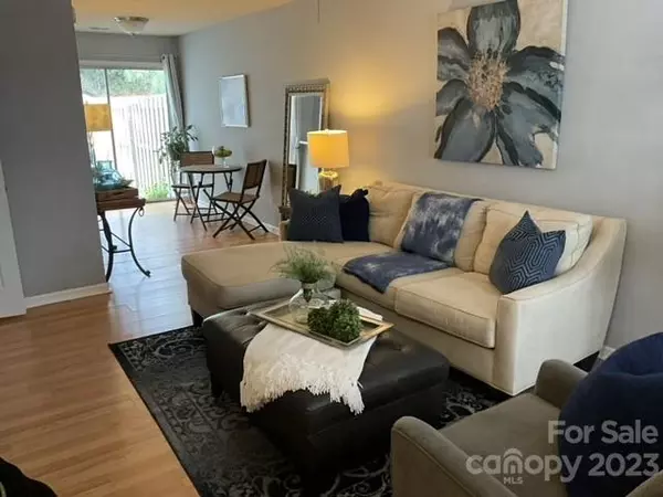 15536 Asterwind CT, Charlotte, NC 28277