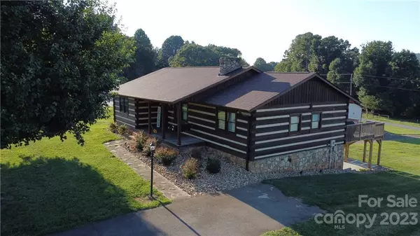 6004 Pea Ridge PASS, Hamptonville, NC 27020