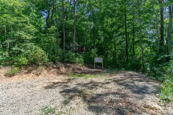 Black Mountain, NC 28711,105 Bartram WAY