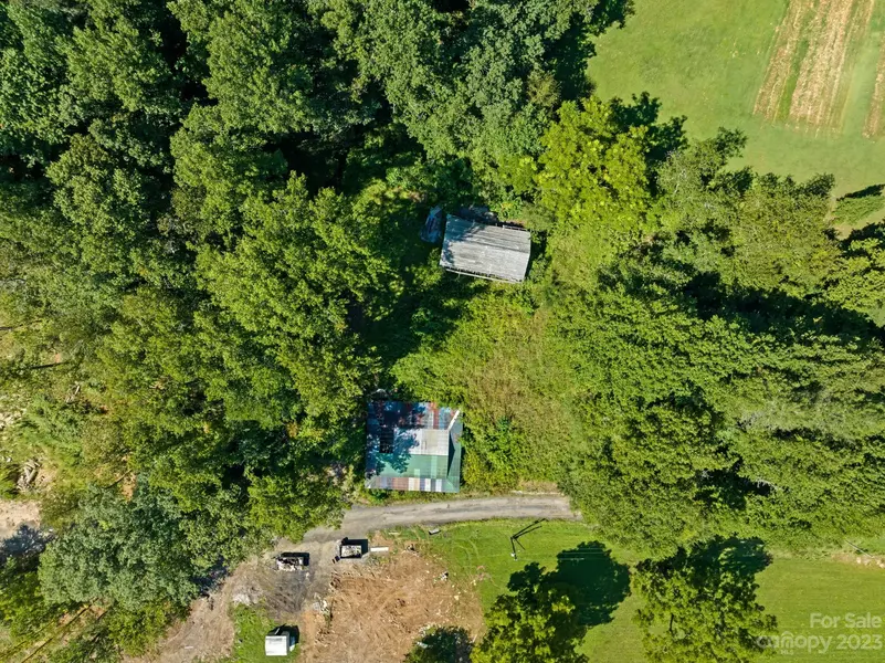 1029 Sugarloaf RD, Brevard, NC 28712