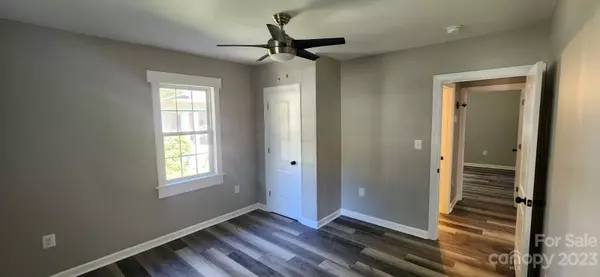 Spencer, NC 28159,303 S Iredell AVE