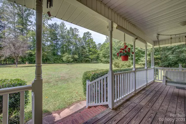 Clover, SC 29710,734 Riddle Mill RD