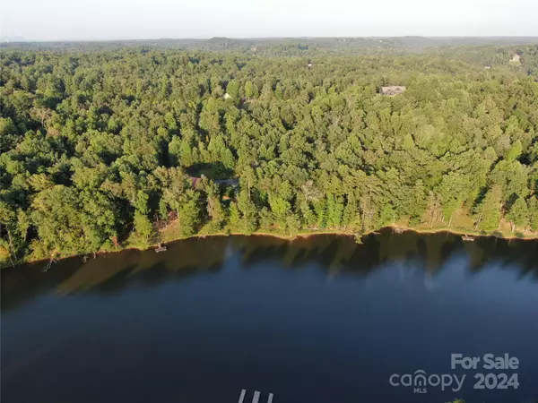 Mill Spring, NC 28756,7 Parkway North RD #7